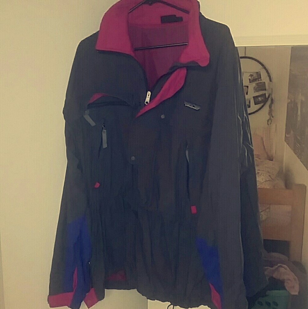 Patagonia windbreaker